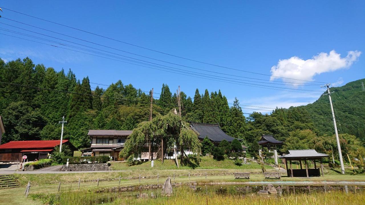 むかしの暮らし体験 1日二組 古民家の宿 みのり家 Takayama  Extérieur photo